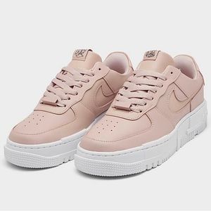 Women’s Nike Air Force 1 Size 8